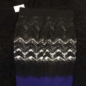 Beautiful cotton zip up skirt